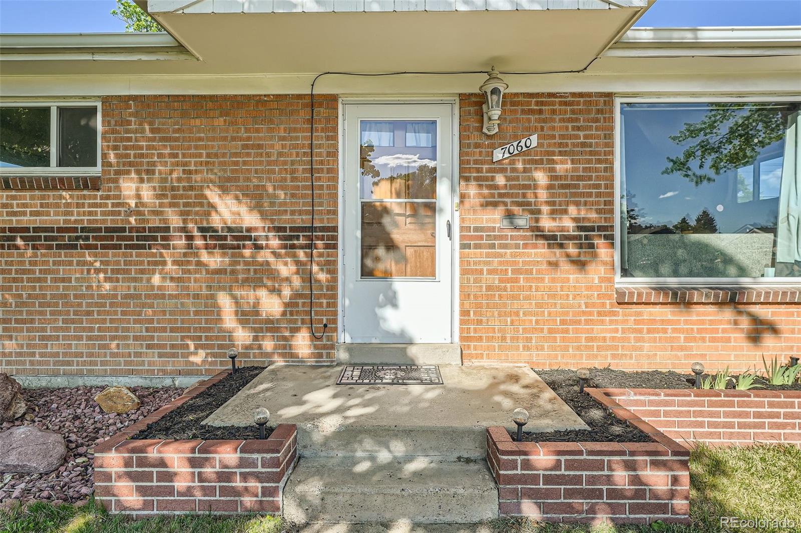MLS Image #27 for 7060  avrum drive,denver, Colorado