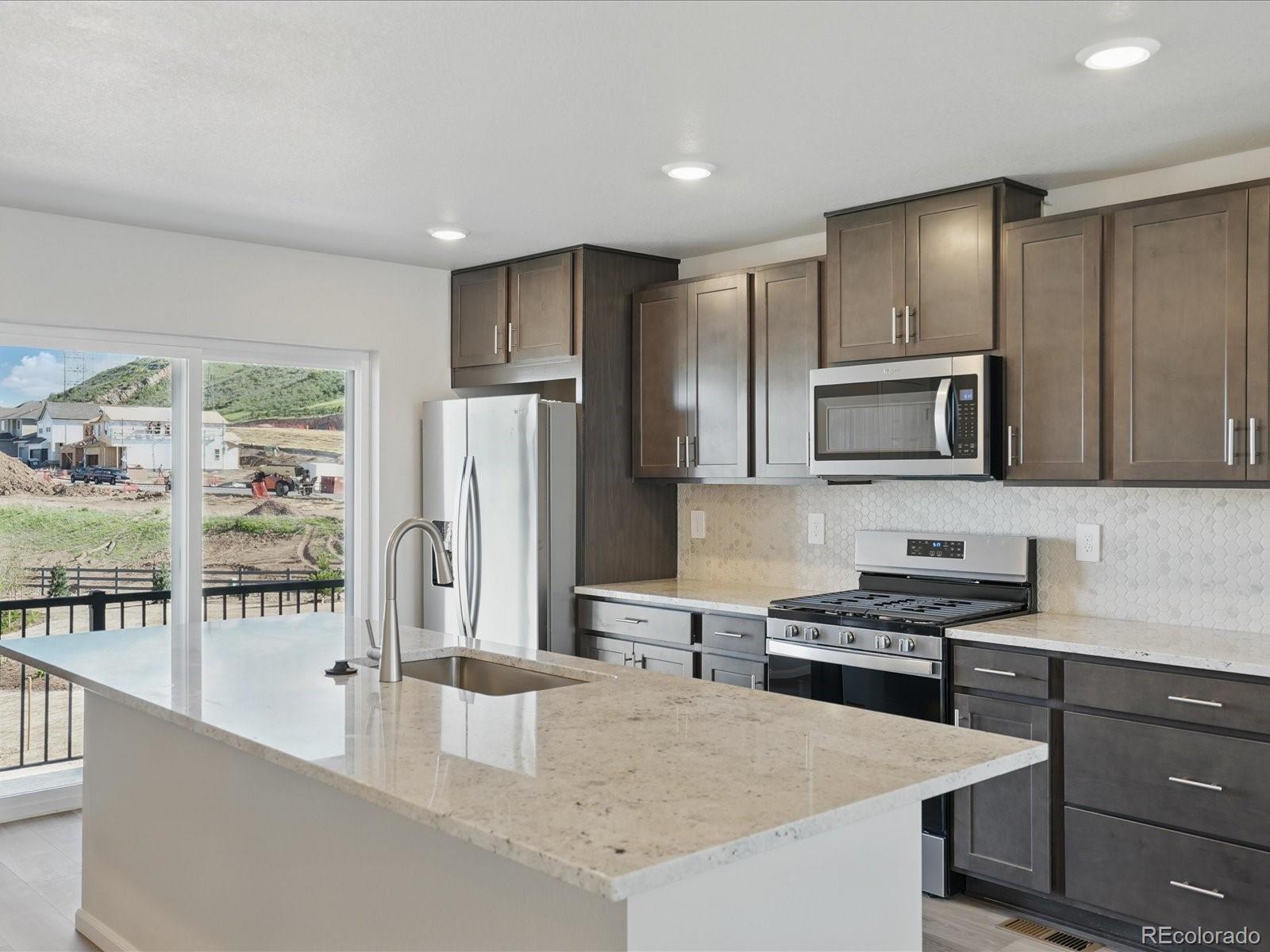 MLS Image #3 for 14536  mellow court,morrison, Colorado
