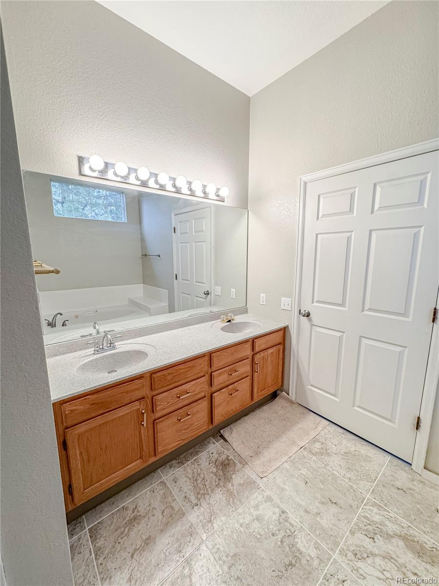 MLS Image #12 for 9806  hooker court,denver, Colorado