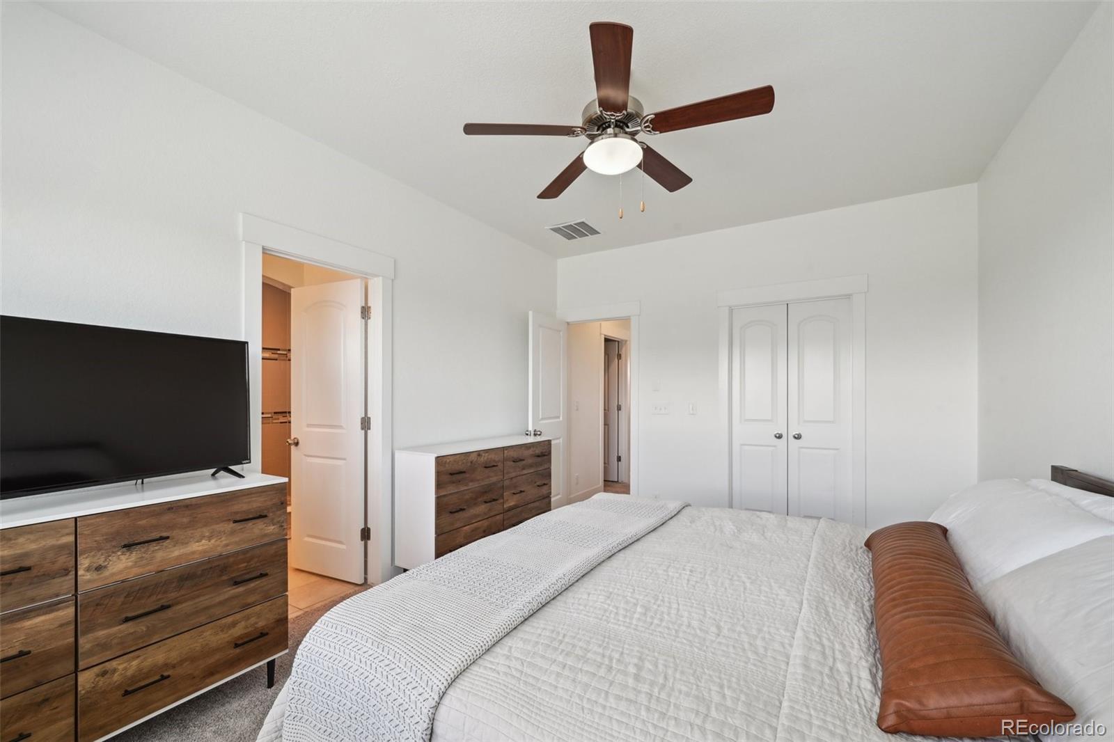 MLS Image #17 for 5799  boston street,denver, Colorado