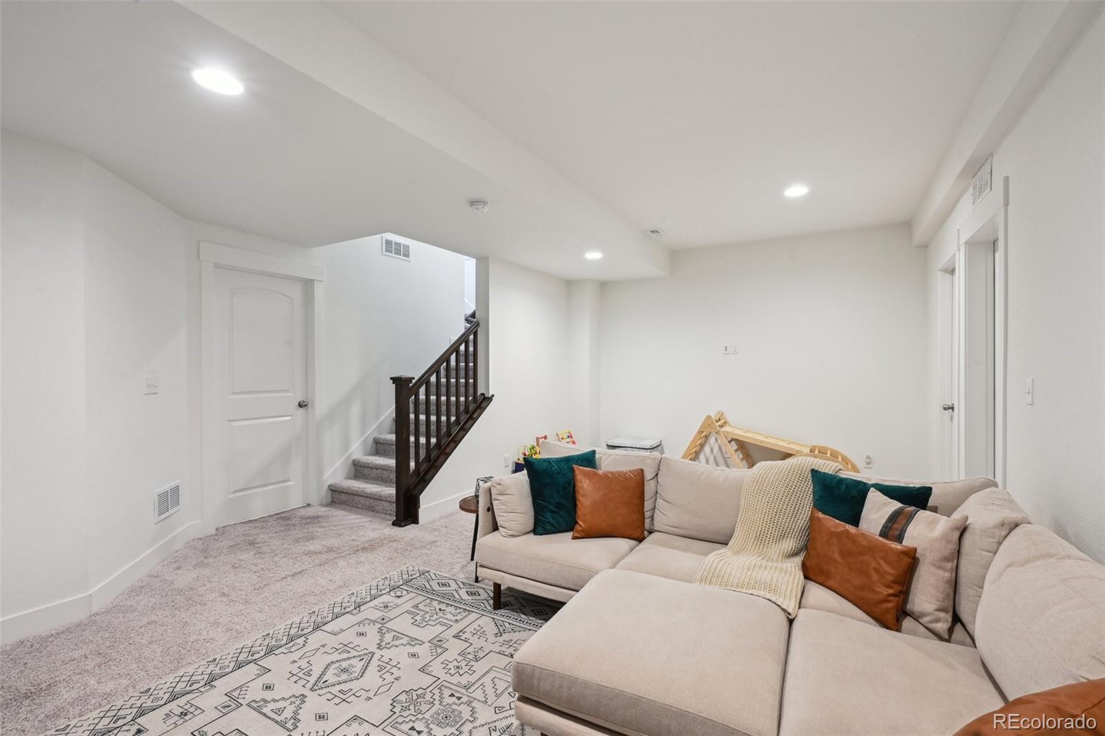 MLS Image #22 for 5799  boston street,denver, Colorado