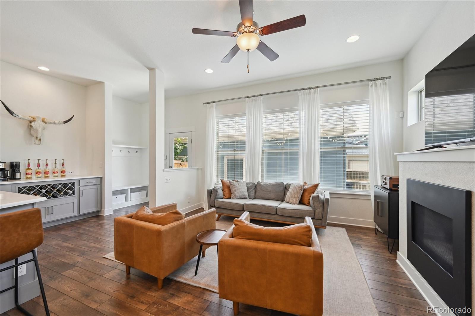 MLS Image #6 for 5799  boston street,denver, Colorado