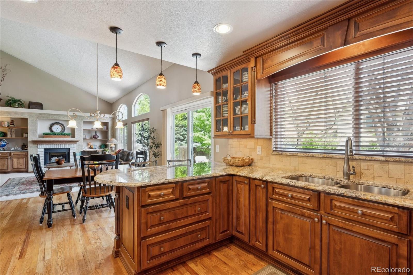 MLS Image #3 for 7354 s robb street,littleton, Colorado