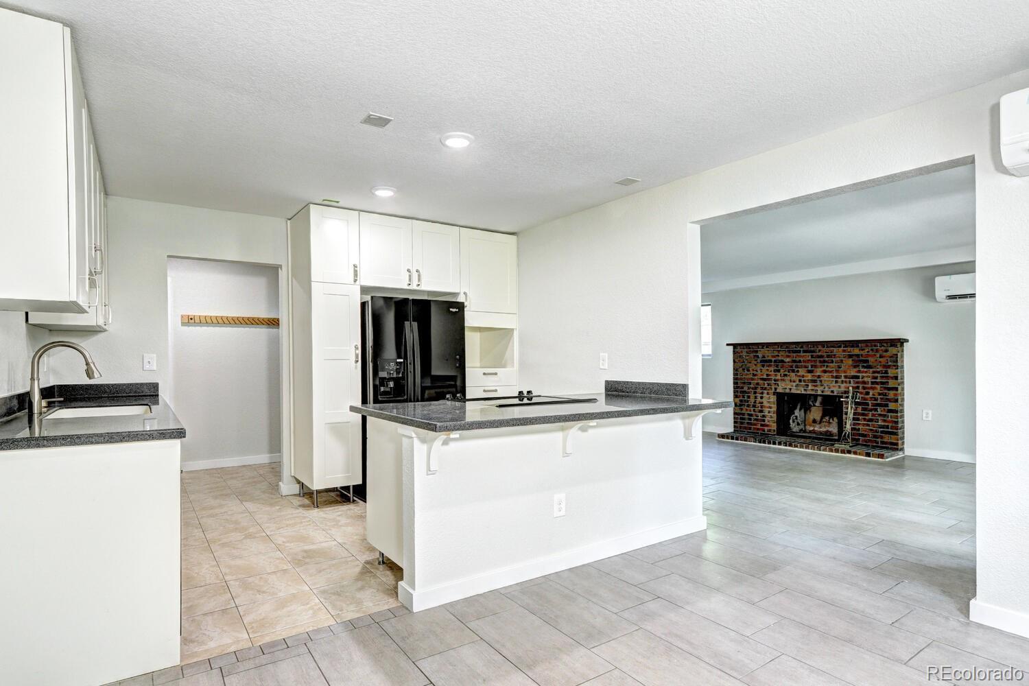 MLS Image #3 for 600  manhattan drive,boulder, Colorado
