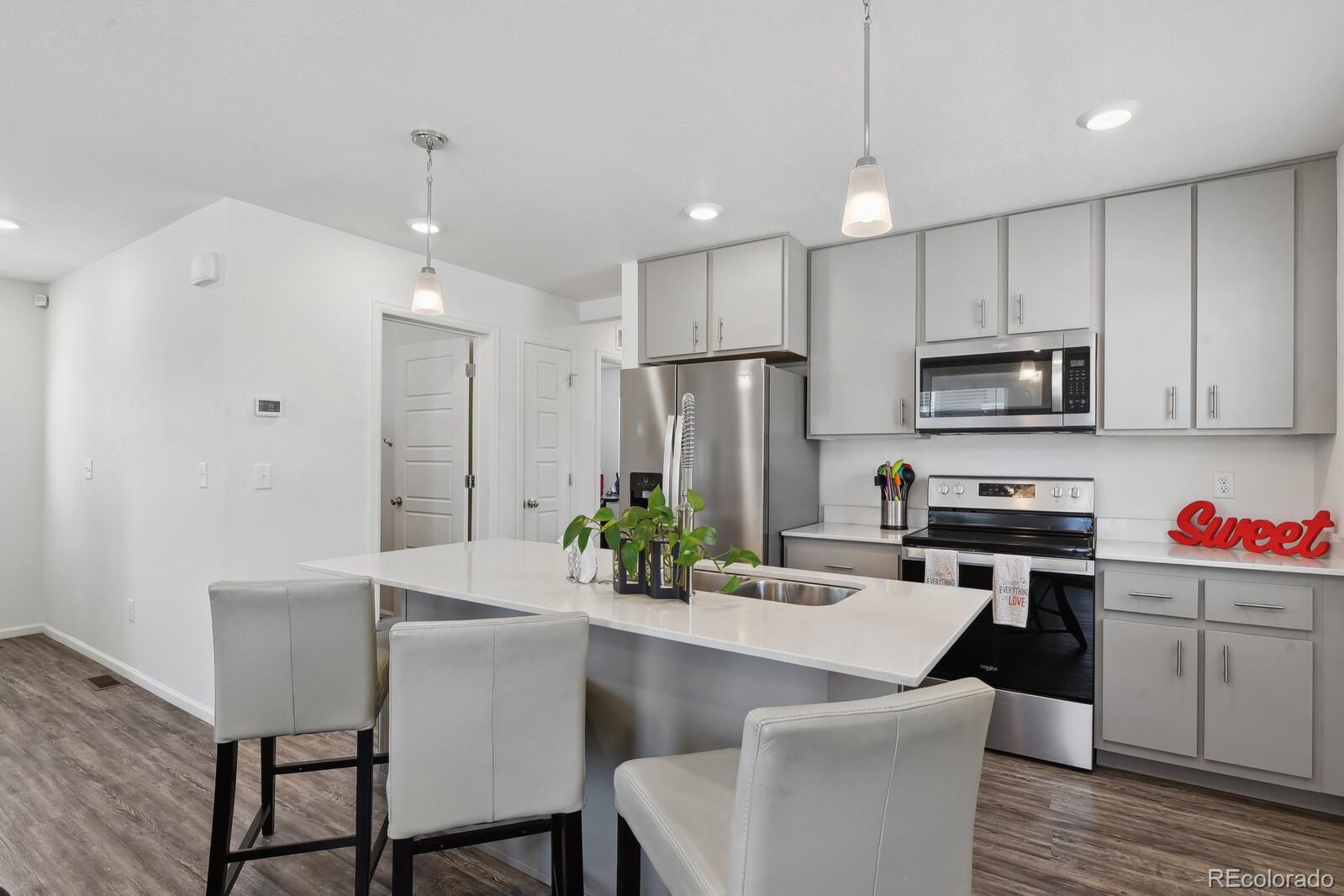 MLS Image #10 for 5121 n yampa street,denver, Colorado
