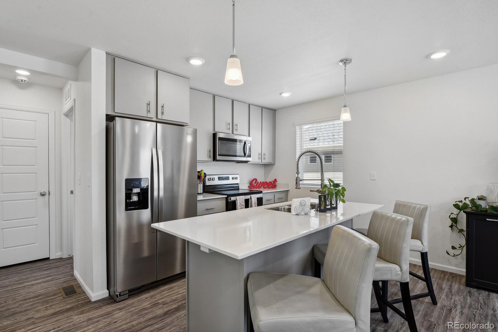 MLS Image #11 for 5121 n yampa street,denver, Colorado
