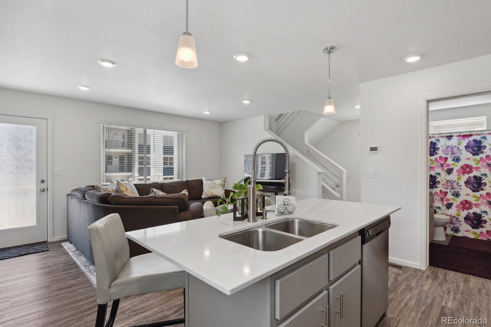 MLS Image #12 for 5121 n yampa street,denver, Colorado