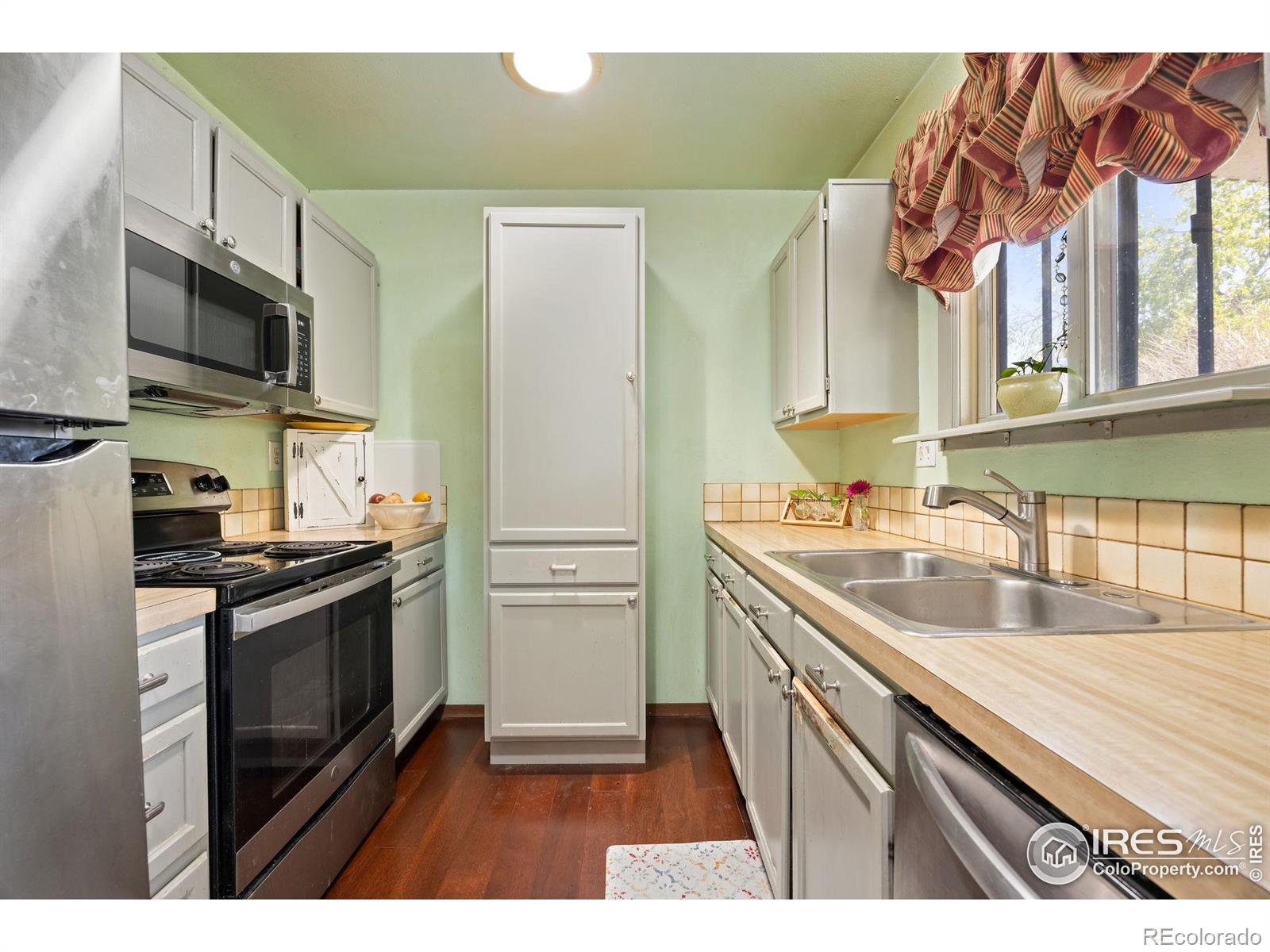 MLS Image #7 for 127  lori drive,loveland, Colorado