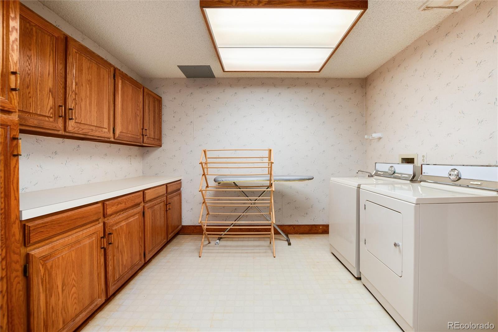 MLS Image #39 for 7500 e dartmouth avenue,denver, Colorado