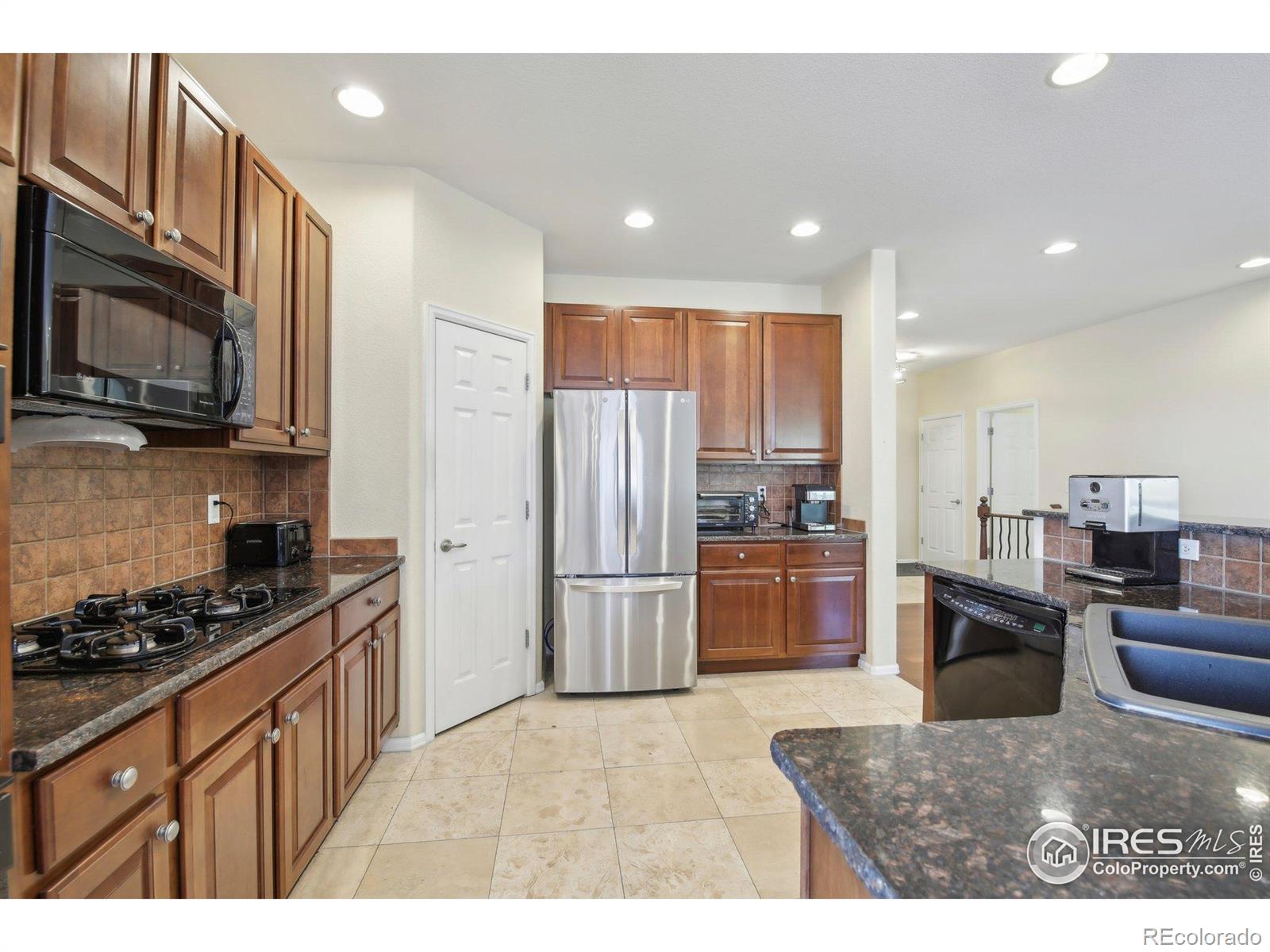 MLS Image #22 for 6542 s tempe street,aurora, Colorado