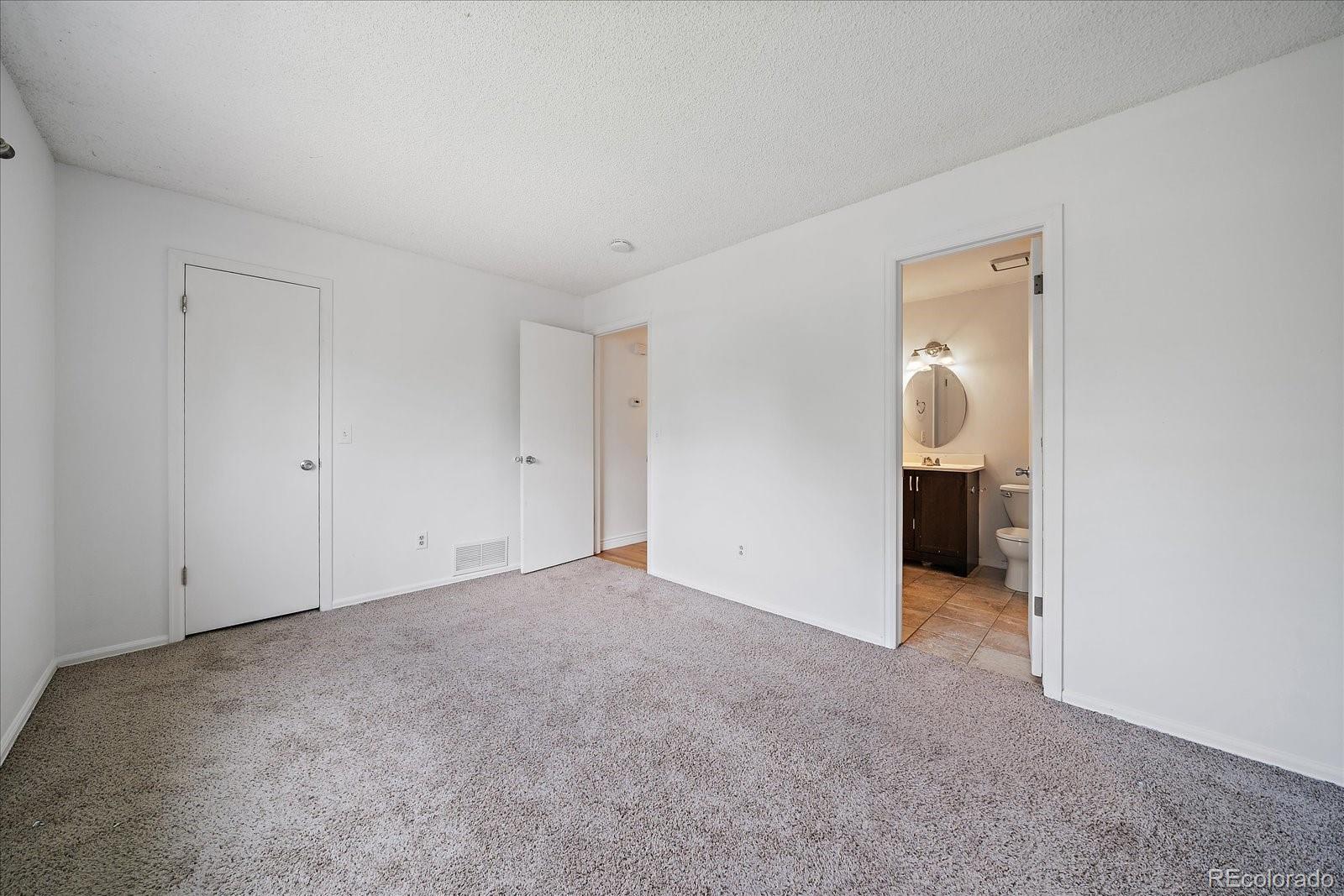 MLS Image #13 for 904  clover circle,lafayette, Colorado