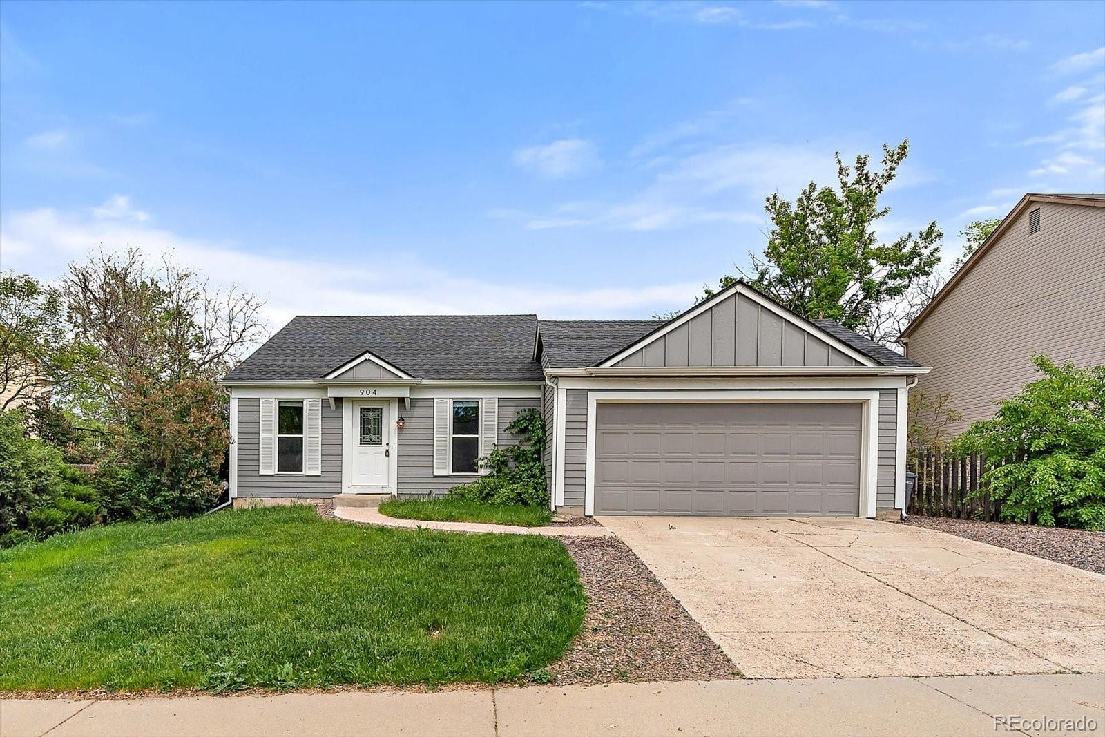 MLS Image #2 for 904  clover circle,lafayette, Colorado