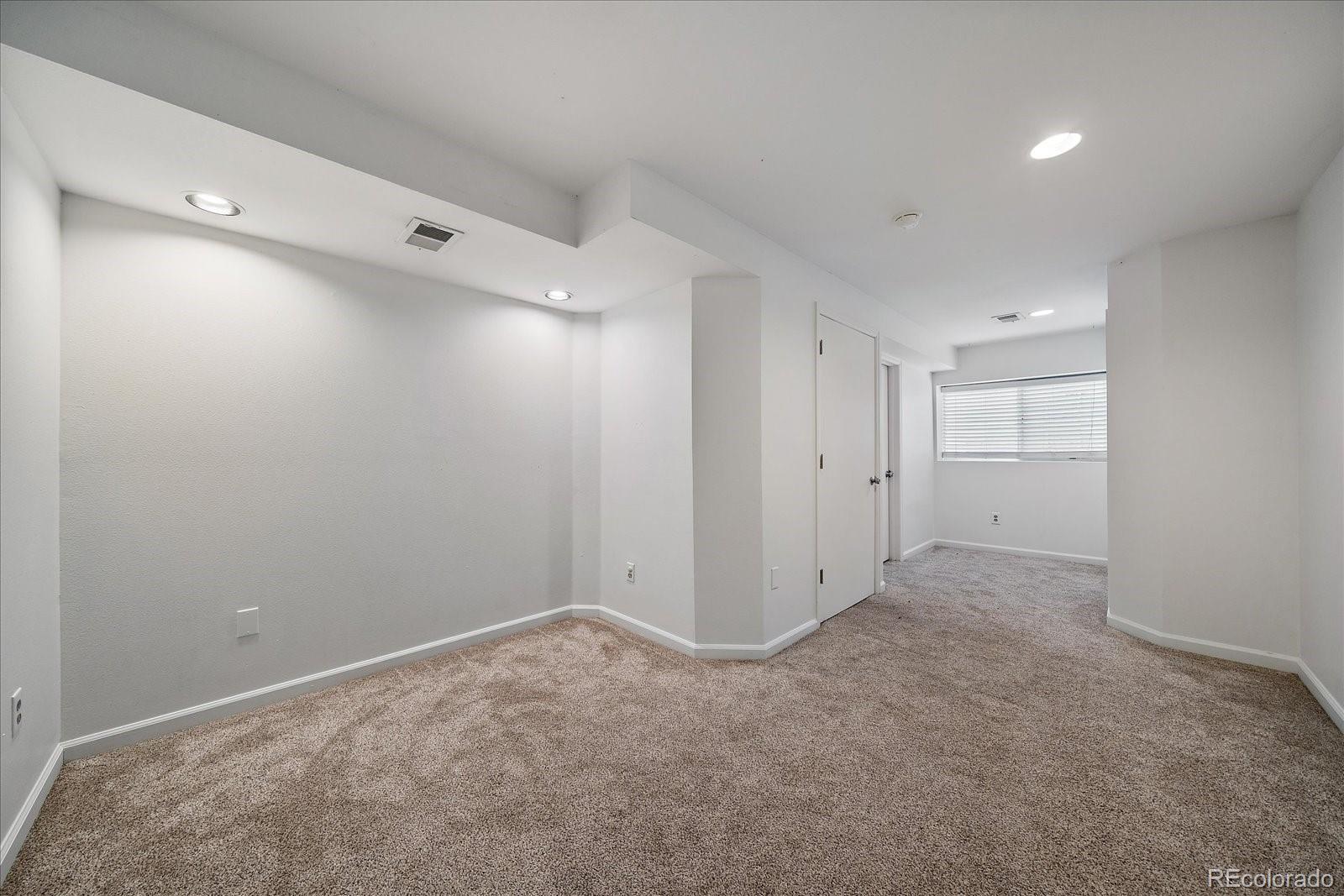 MLS Image #20 for 904  clover circle,lafayette, Colorado