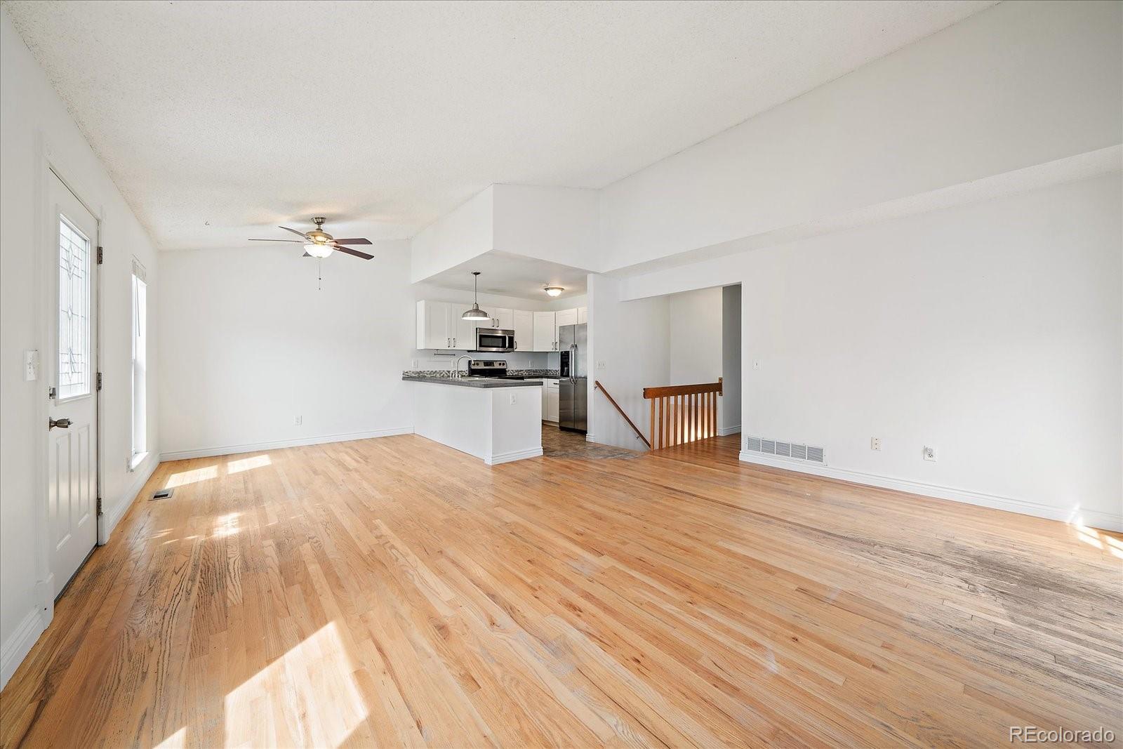 MLS Image #7 for 904  clover circle,lafayette, Colorado