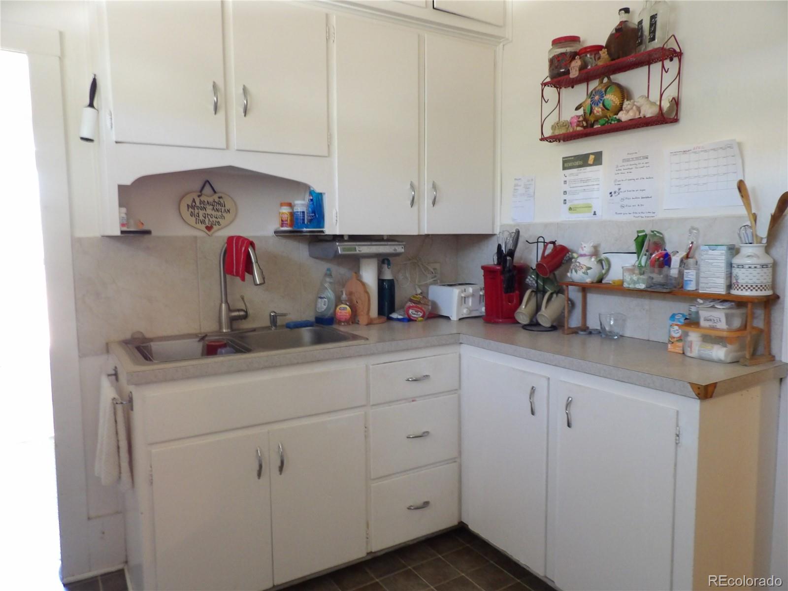 MLS Image #4 for 1724 e abriendo avenue,pueblo, Colorado