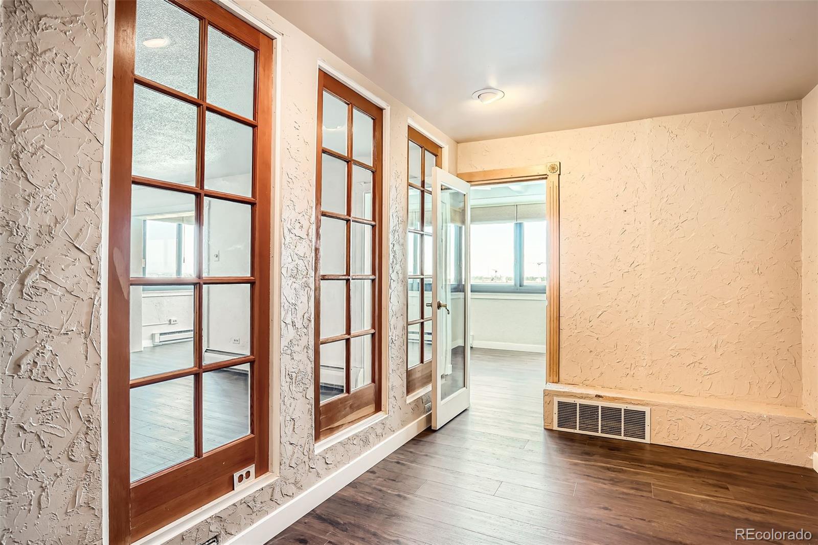 MLS Image #10 for 3131 e alameda avenue 1503,denver, Colorado