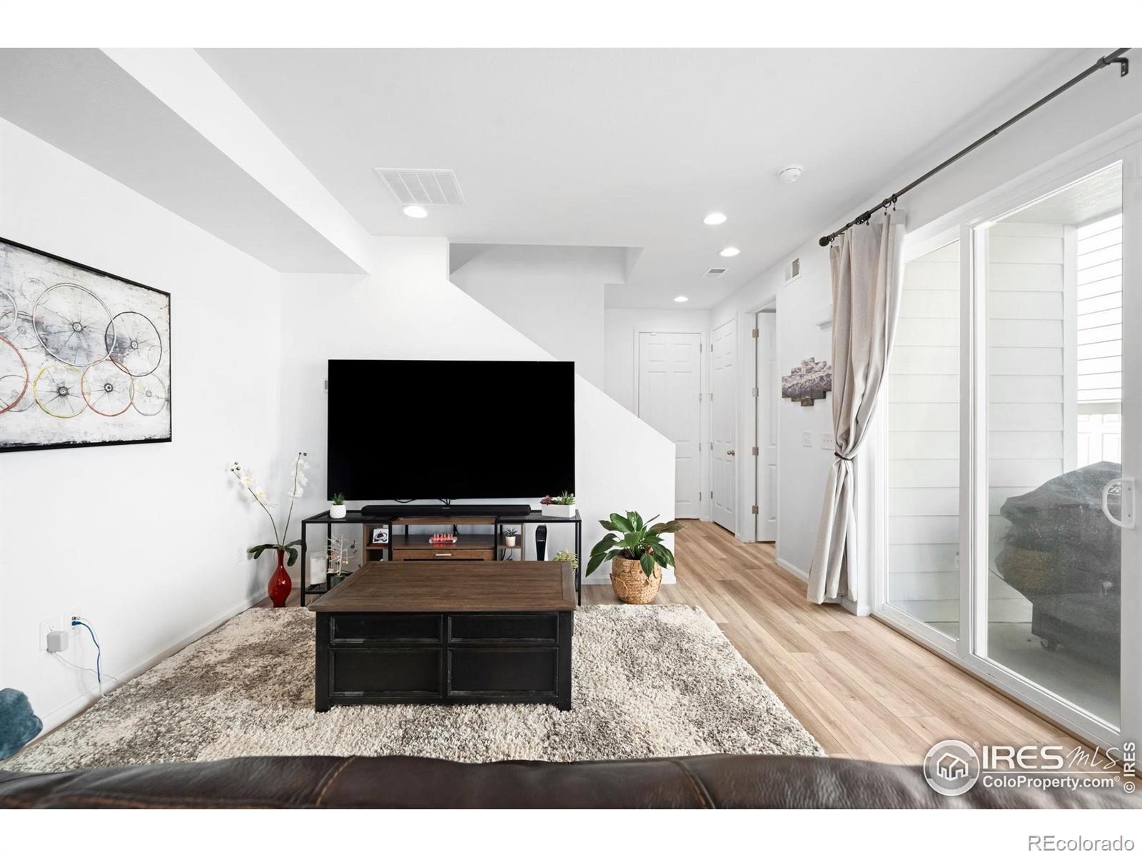 MLS Image #5 for 47 n uriah street,aurora, Colorado