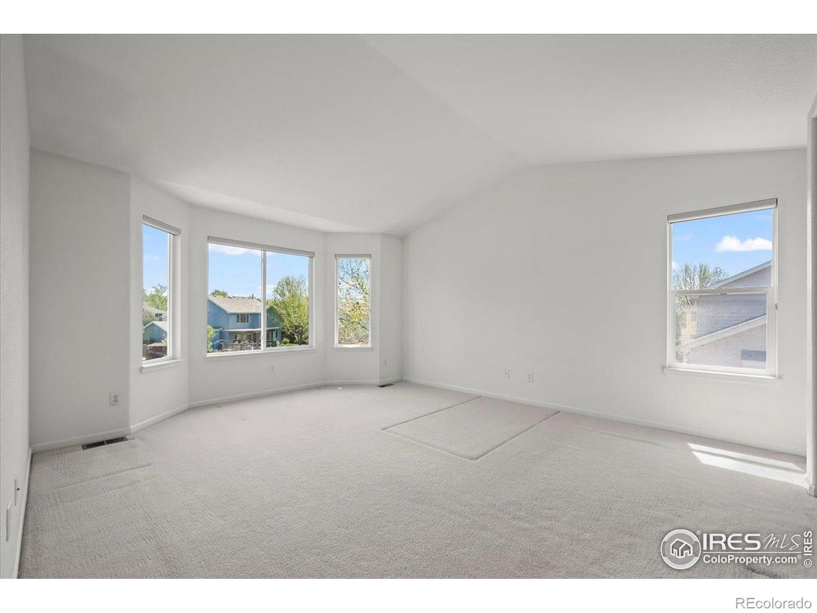 MLS Image #10 for 708  teal circle,longmont, Colorado