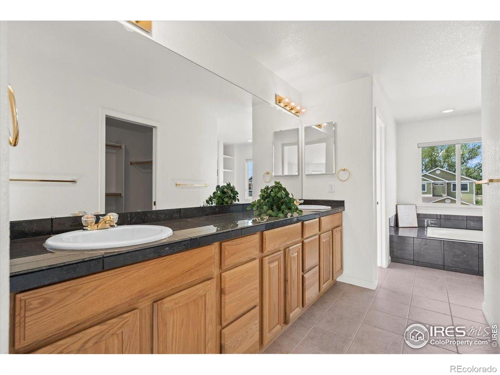 MLS Image #19 for 708  teal circle,longmont, Colorado