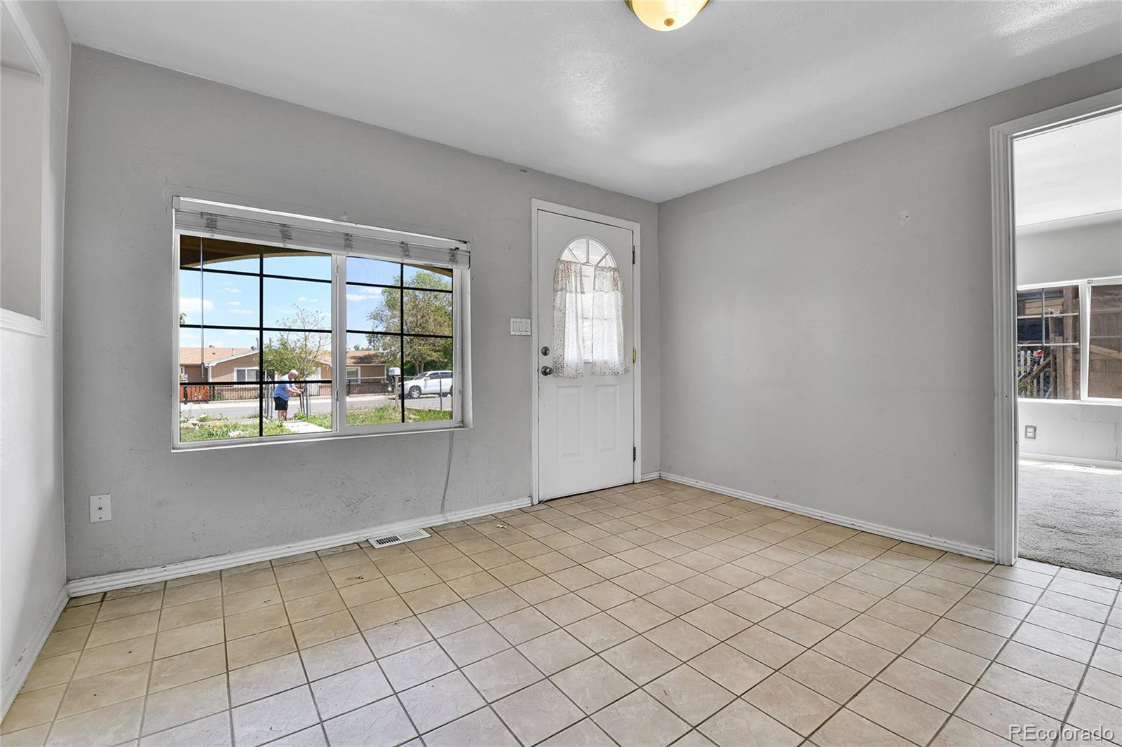 MLS Image #6 for 6671  grove street,denver, Colorado