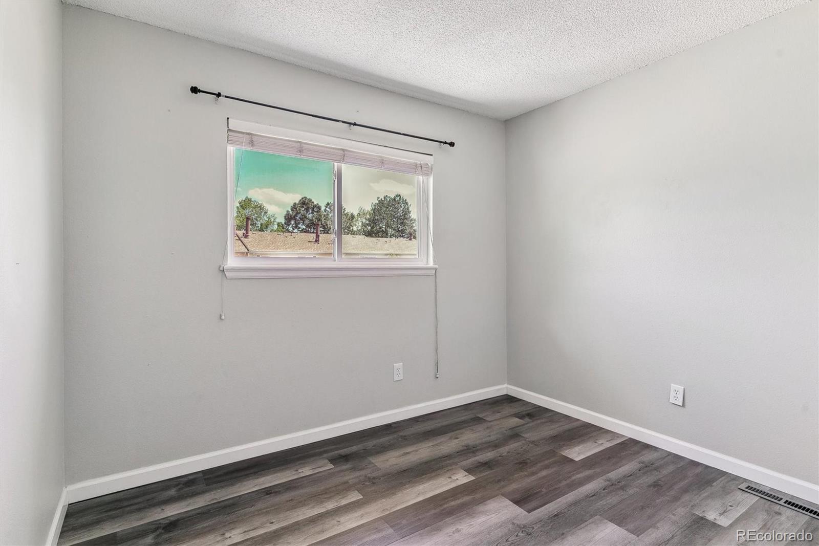 MLS Image #20 for 1202 s troy street,aurora, Colorado