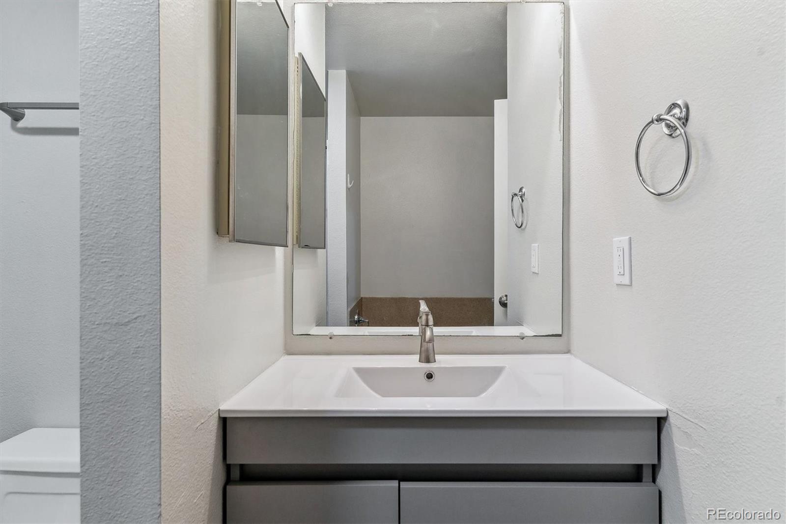 MLS Image #23 for 1202 s troy street,aurora, Colorado