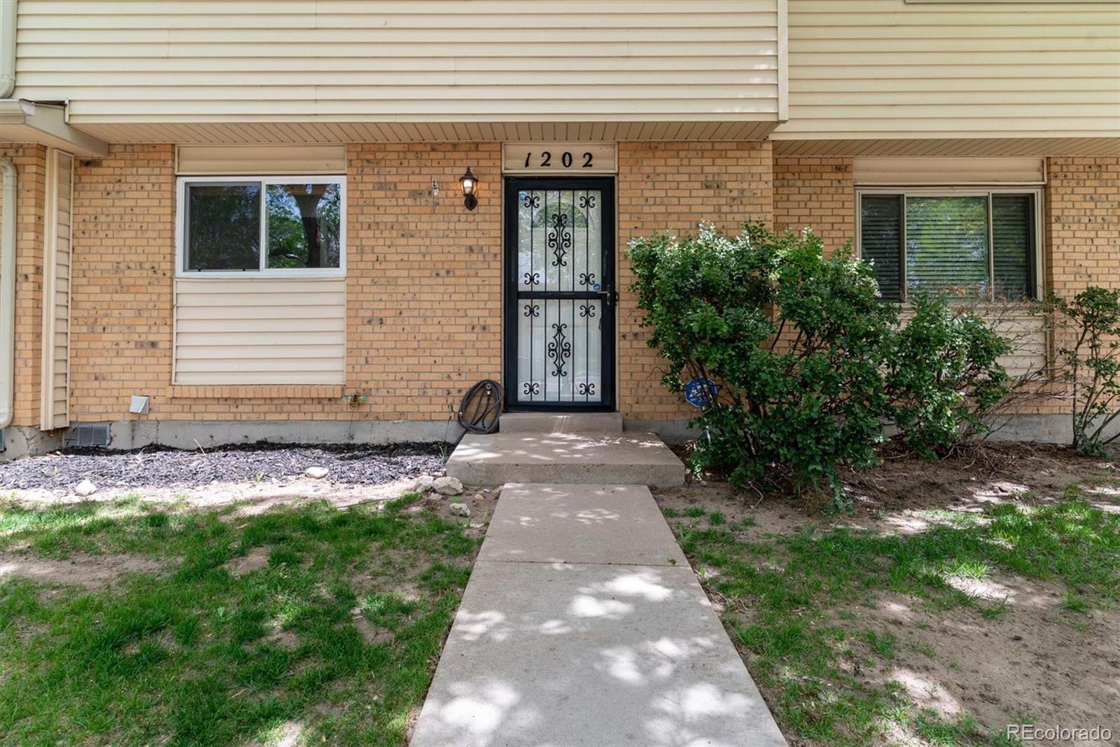 MLS Image #4 for 1202 s troy street,aurora, Colorado