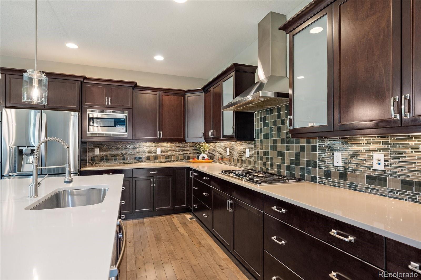 MLS Image #14 for 2263 s loveland street,lakewood, Colorado