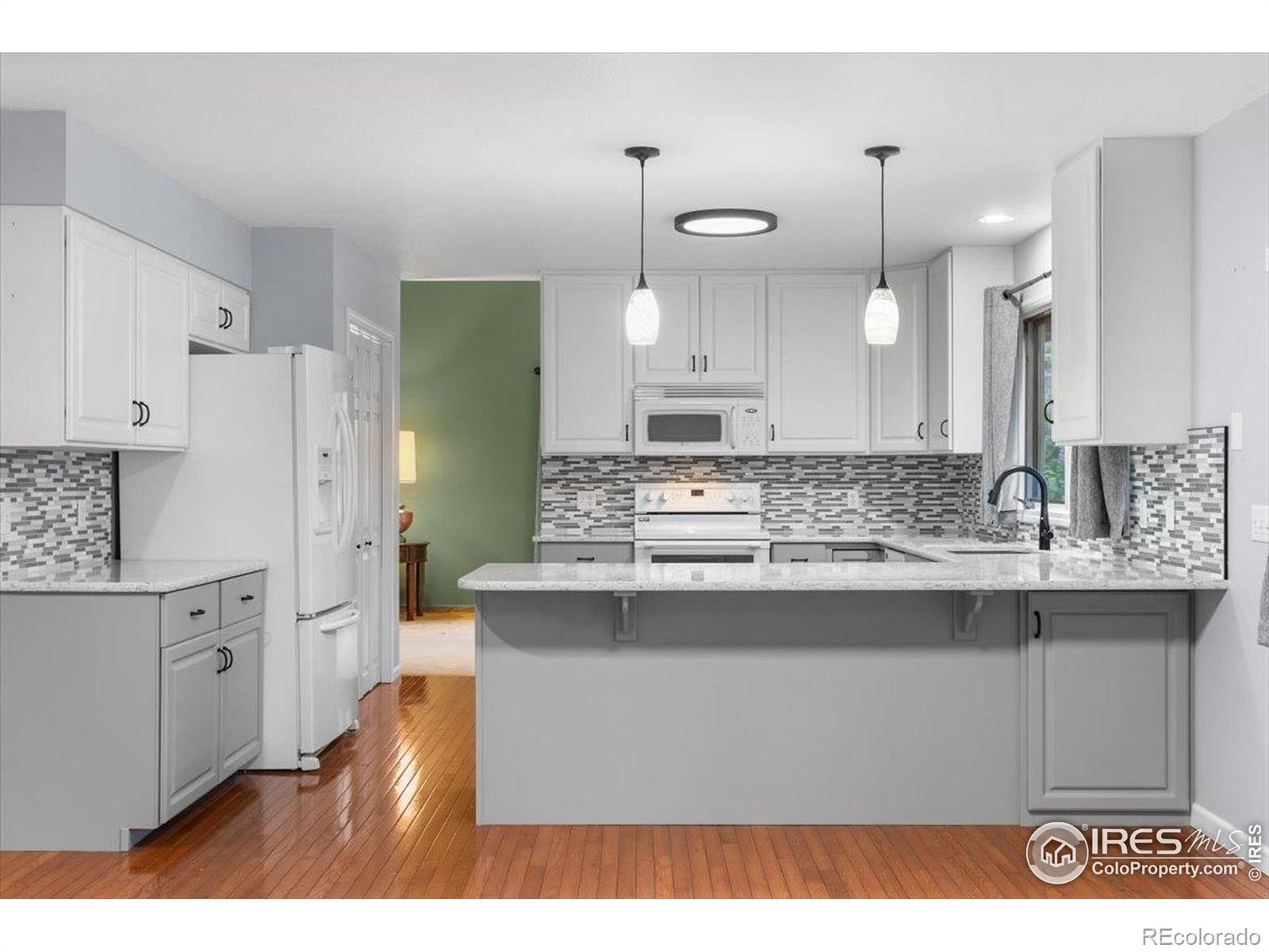 MLS Image #11 for 1444  wakerobin court,fort collins, Colorado