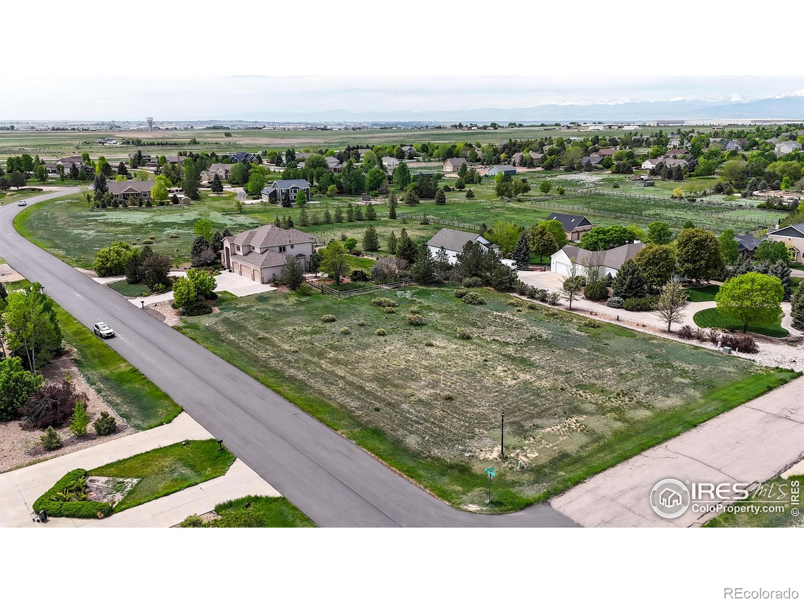 MLS Image #38 for 8881  longs peak circle,windsor, Colorado