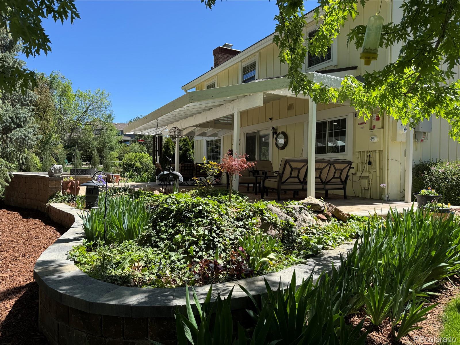 MLS Image #2 for 8535 e otero circle,centennial, Colorado