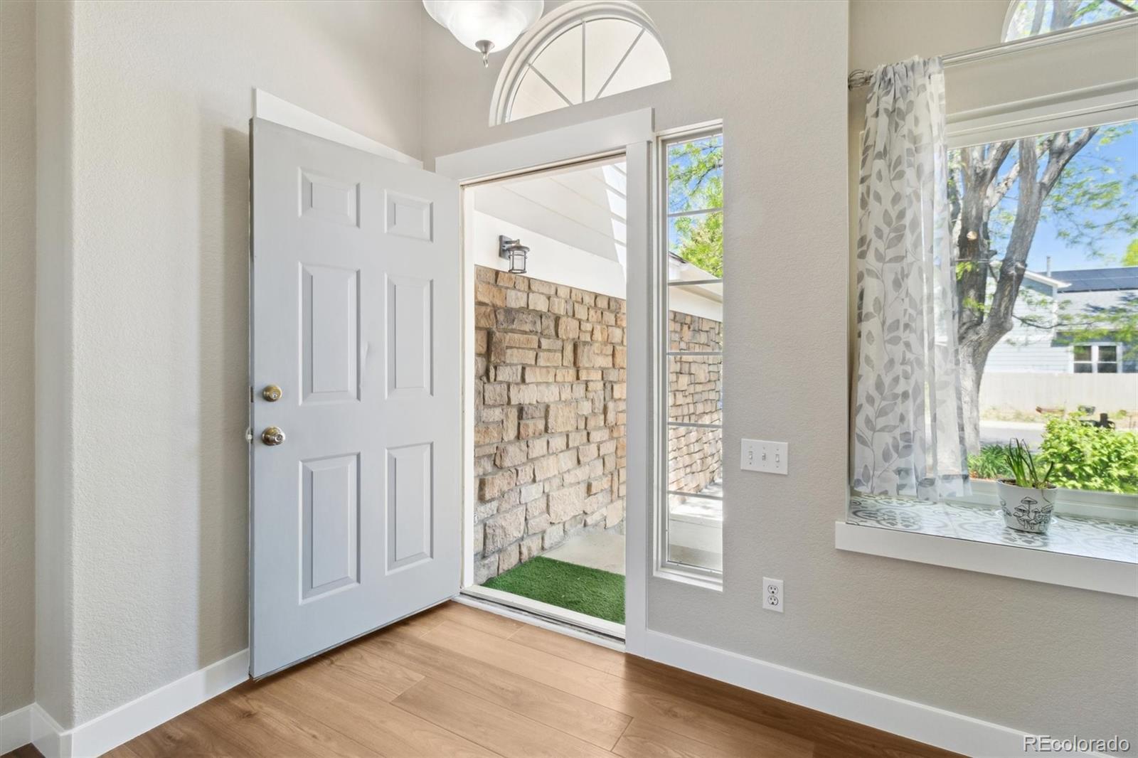 MLS Image #5 for 1462  marigold drive,lafayette, Colorado