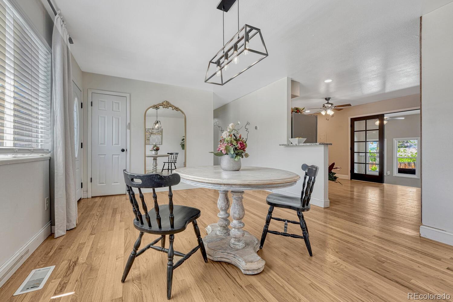 MLS Image #2 for 2906  cabrillo circle,colorado springs, Colorado
