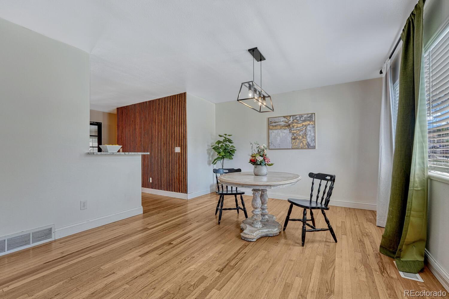 MLS Image #3 for 2906  cabrillo circle,colorado springs, Colorado