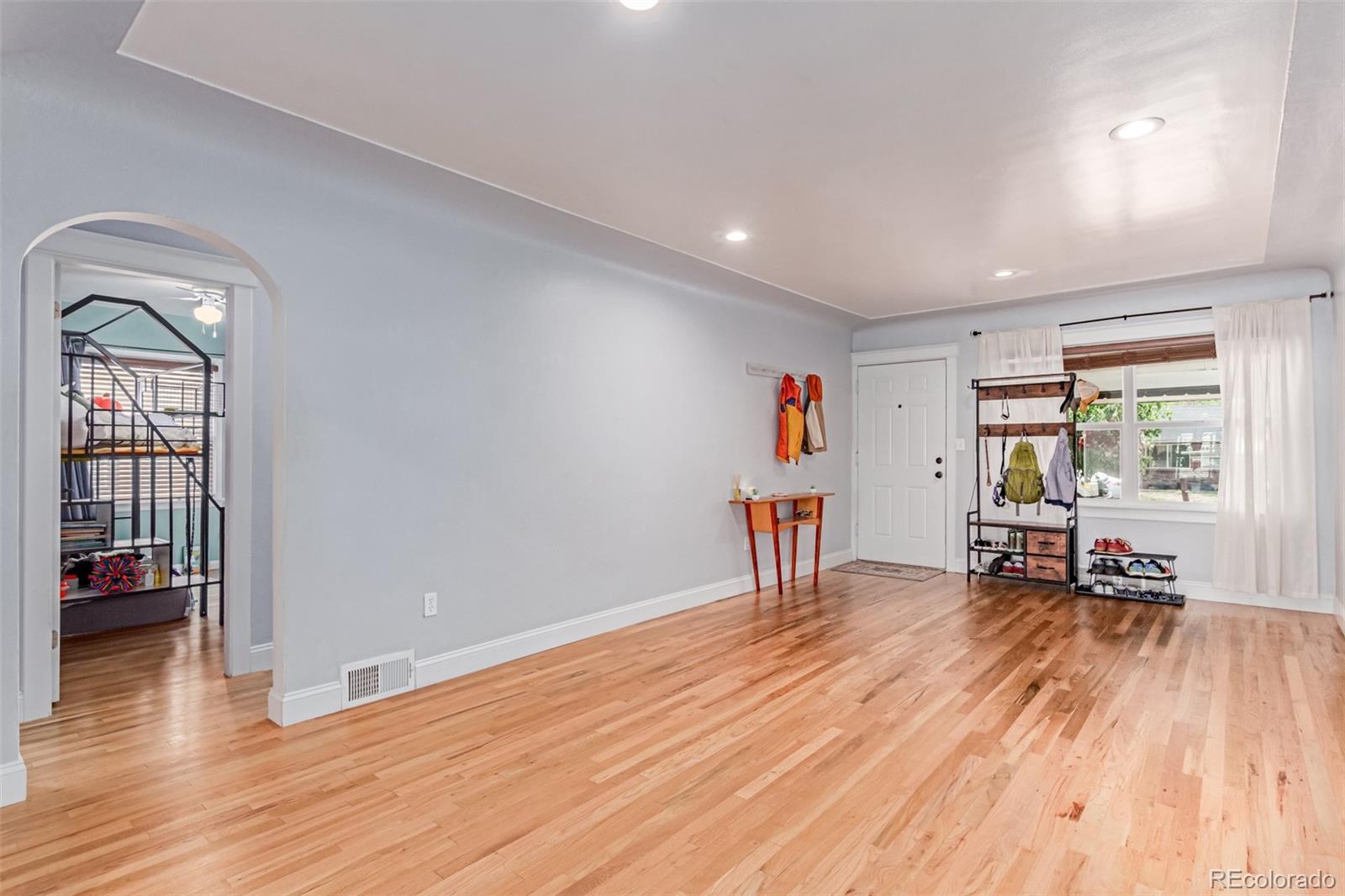 MLS Image #9 for 1341  chester street,aurora, Colorado