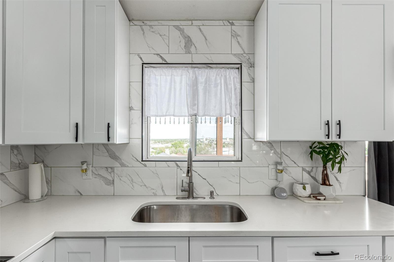 MLS Image #16 for 3296 s bryant street,englewood, Colorado