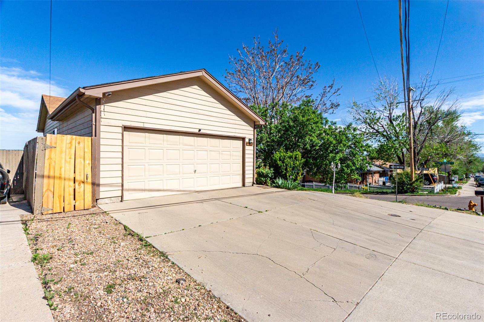 MLS Image #2 for 3296 s bryant street,englewood, Colorado