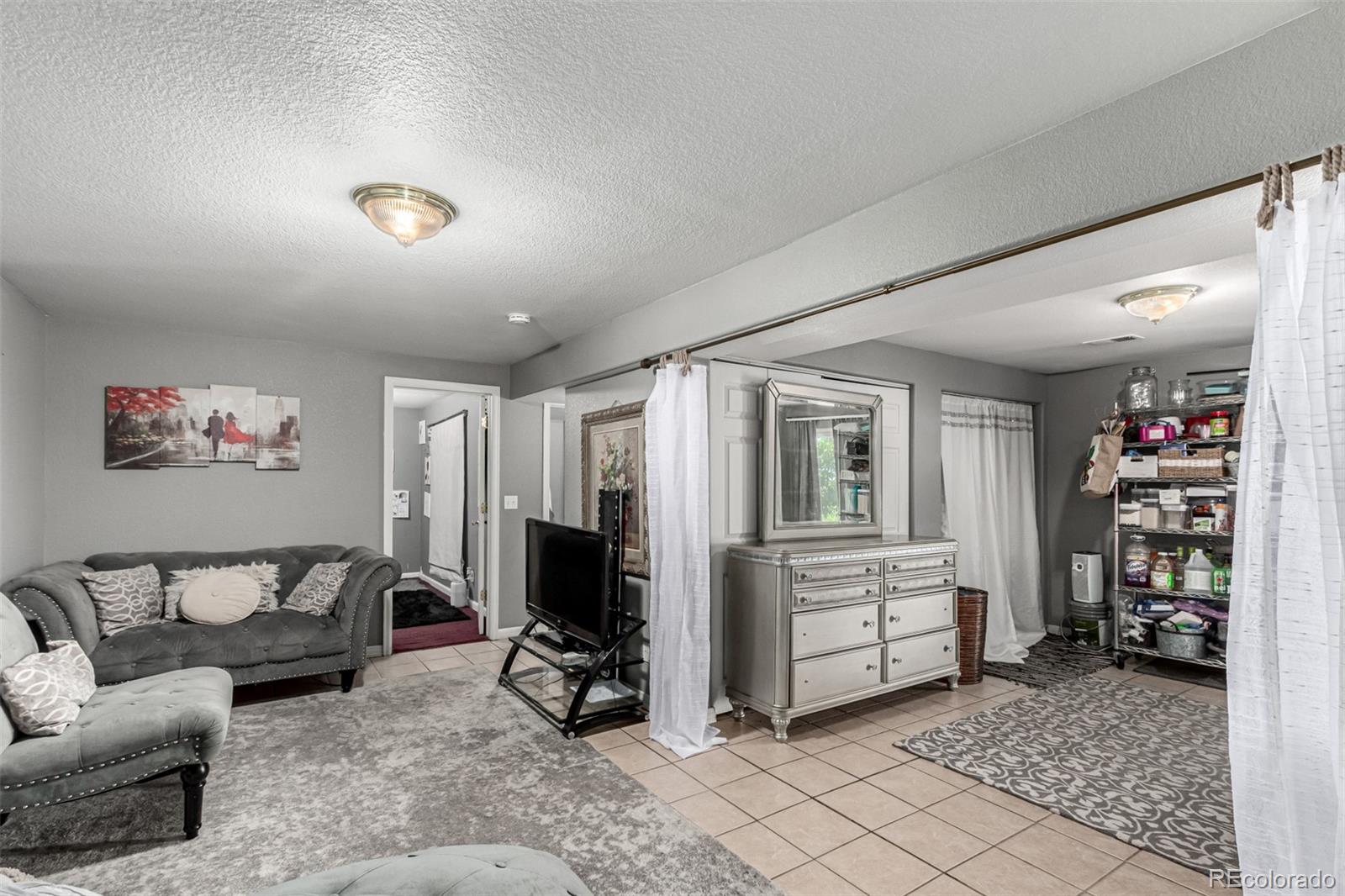 MLS Image #22 for 3296 s bryant street,englewood, Colorado