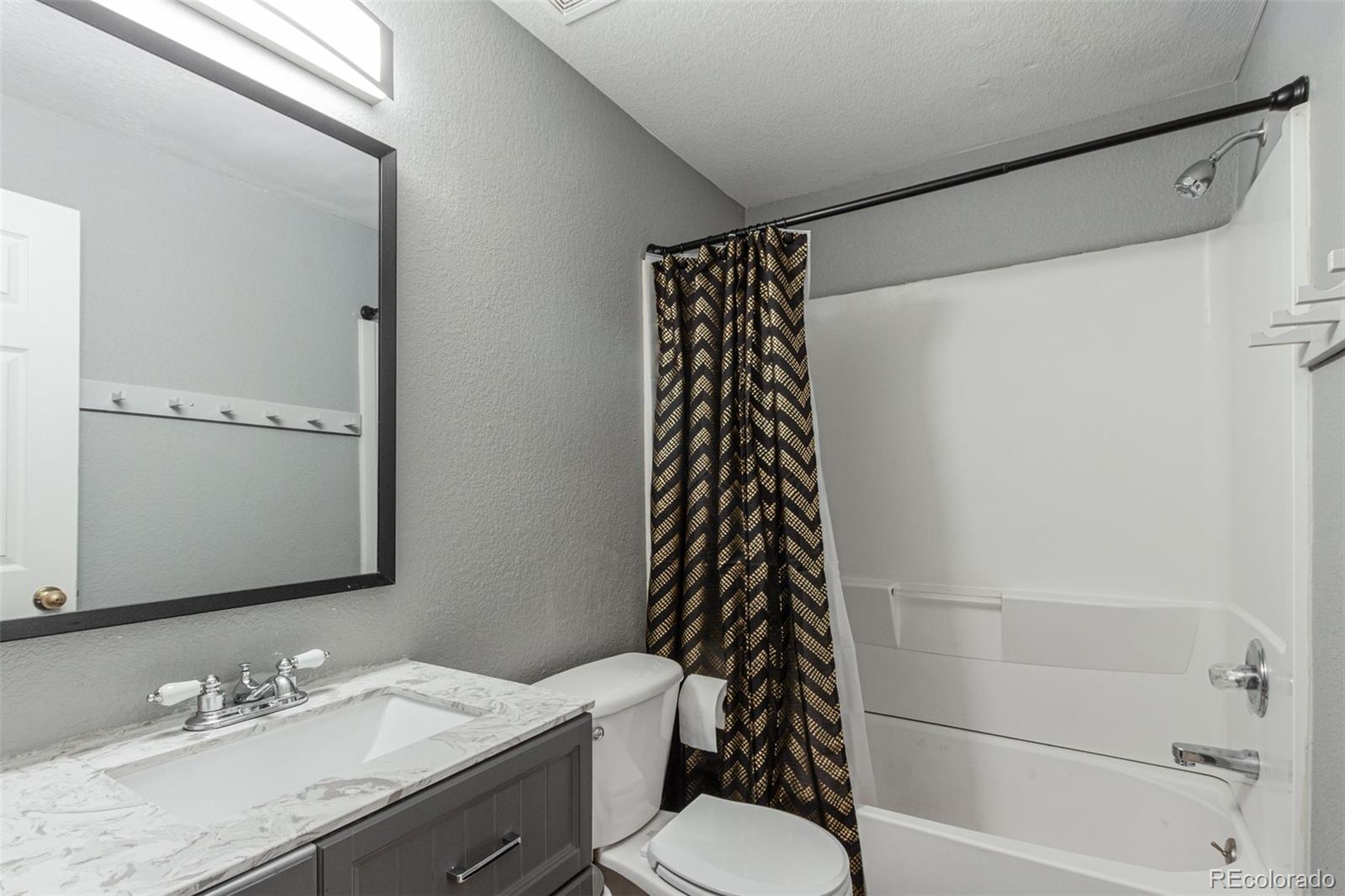 MLS Image #32 for 3296 s bryant street,englewood, Colorado