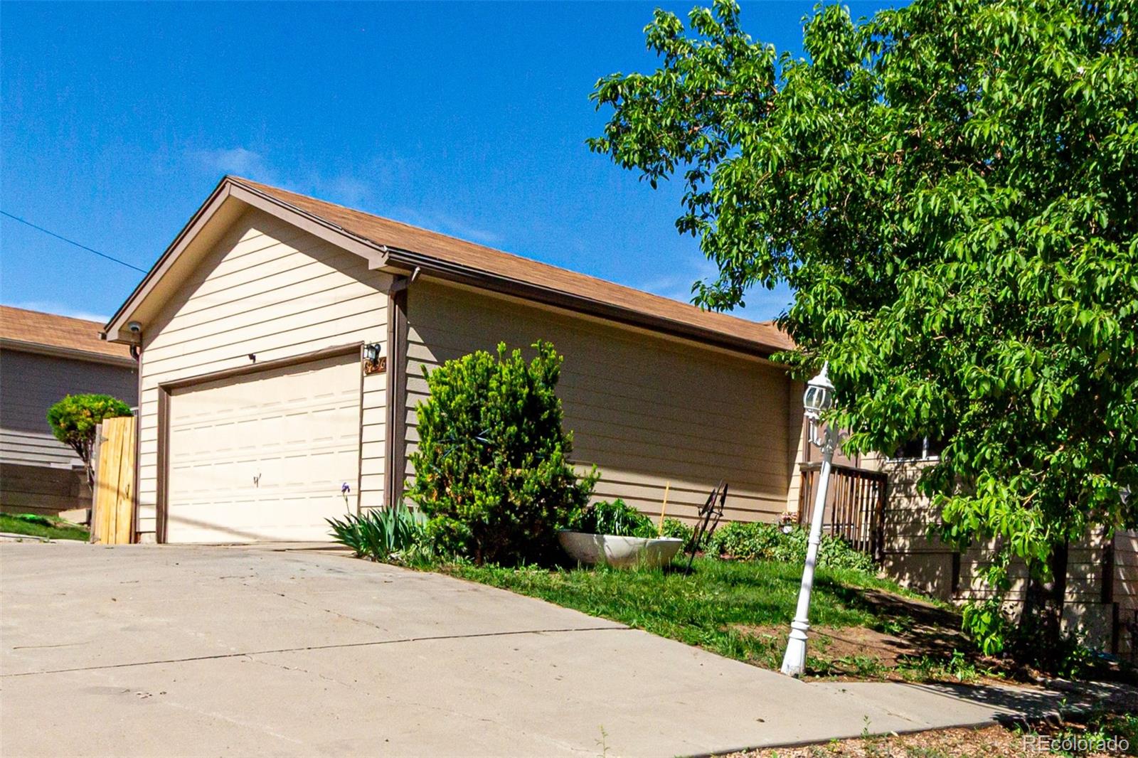 MLS Image #5 for 3296 s bryant street,englewood, Colorado