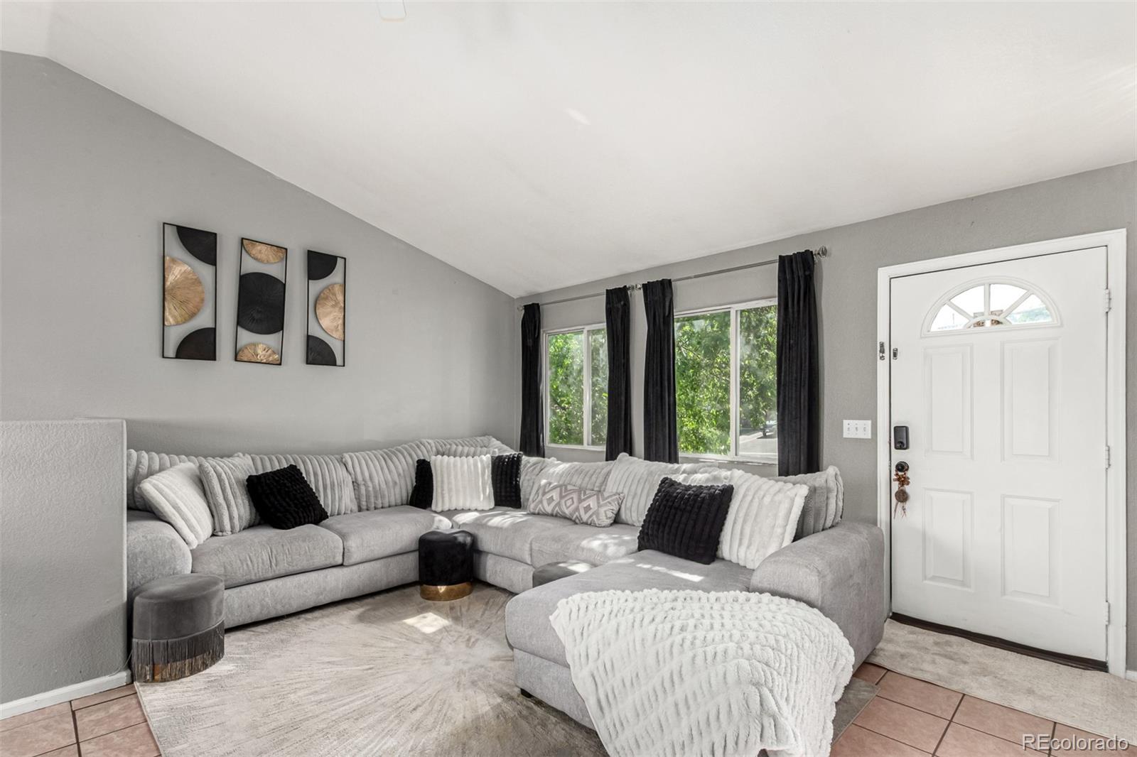 MLS Image #7 for 3296 s bryant street,englewood, Colorado
