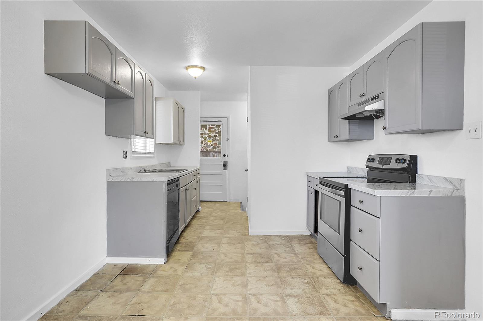 MLS Image #8 for 9095  beechwood drive,thornton, Colorado