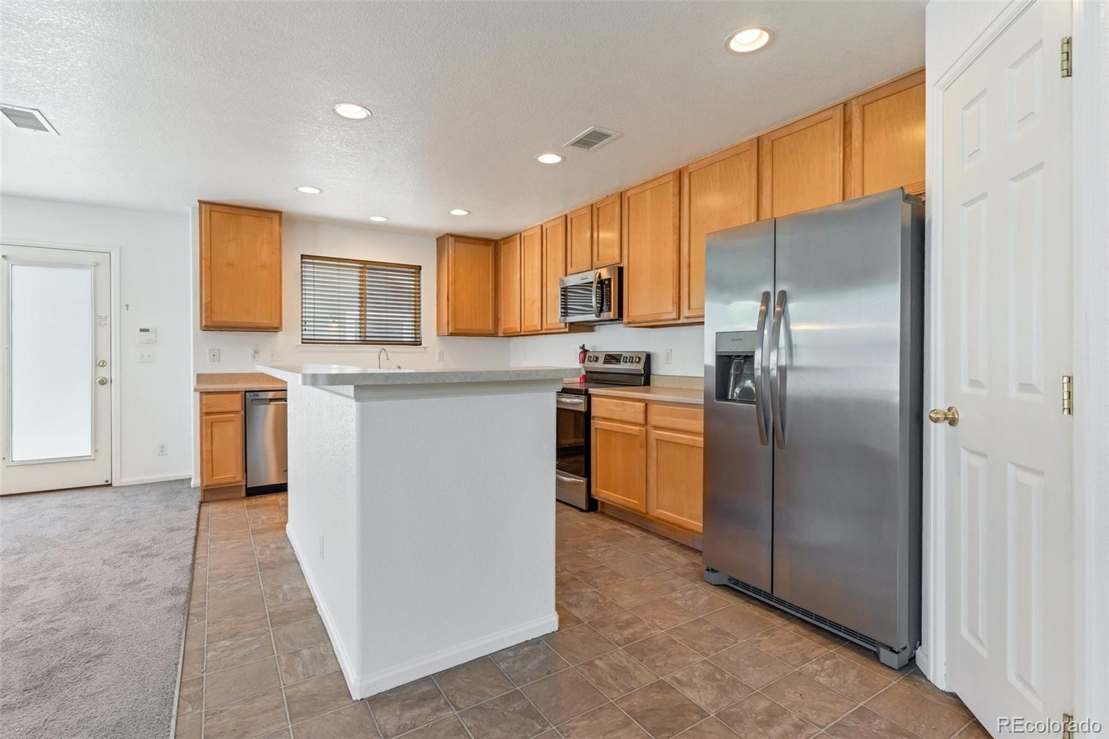 MLS Image #6 for 5798  biscay street,denver, Colorado