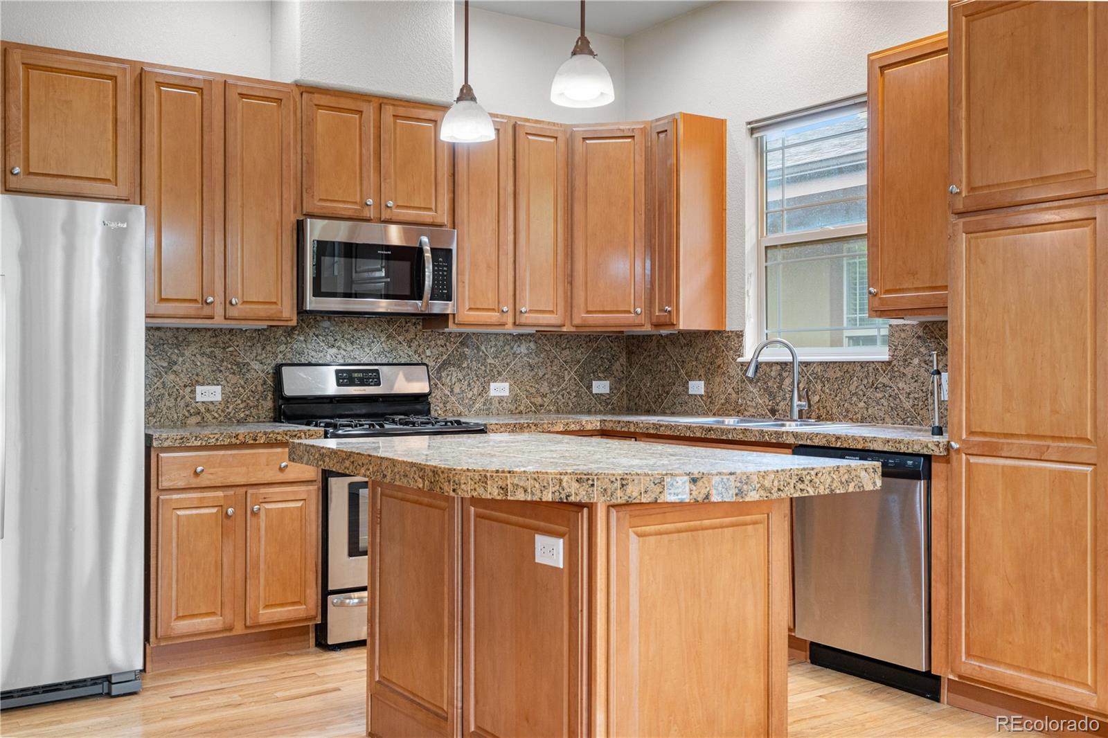 MLS Image #14 for 1076  rosemary street,denver, Colorado