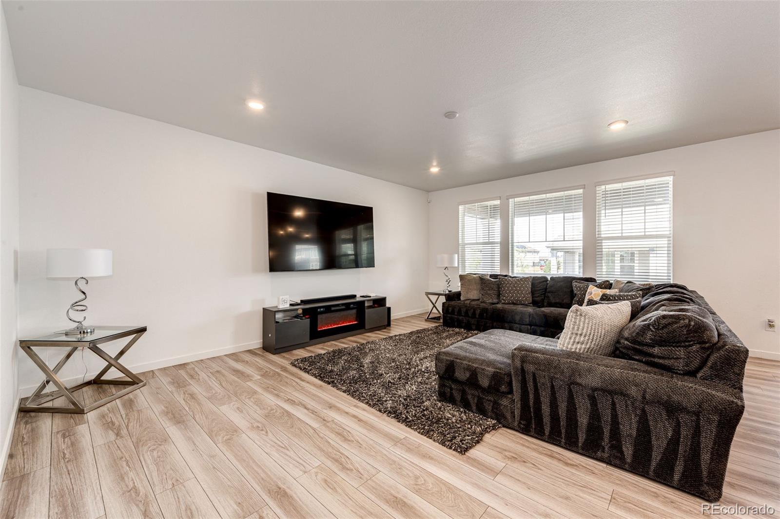 MLS Image #7 for 960 s de gaulle court,aurora, Colorado