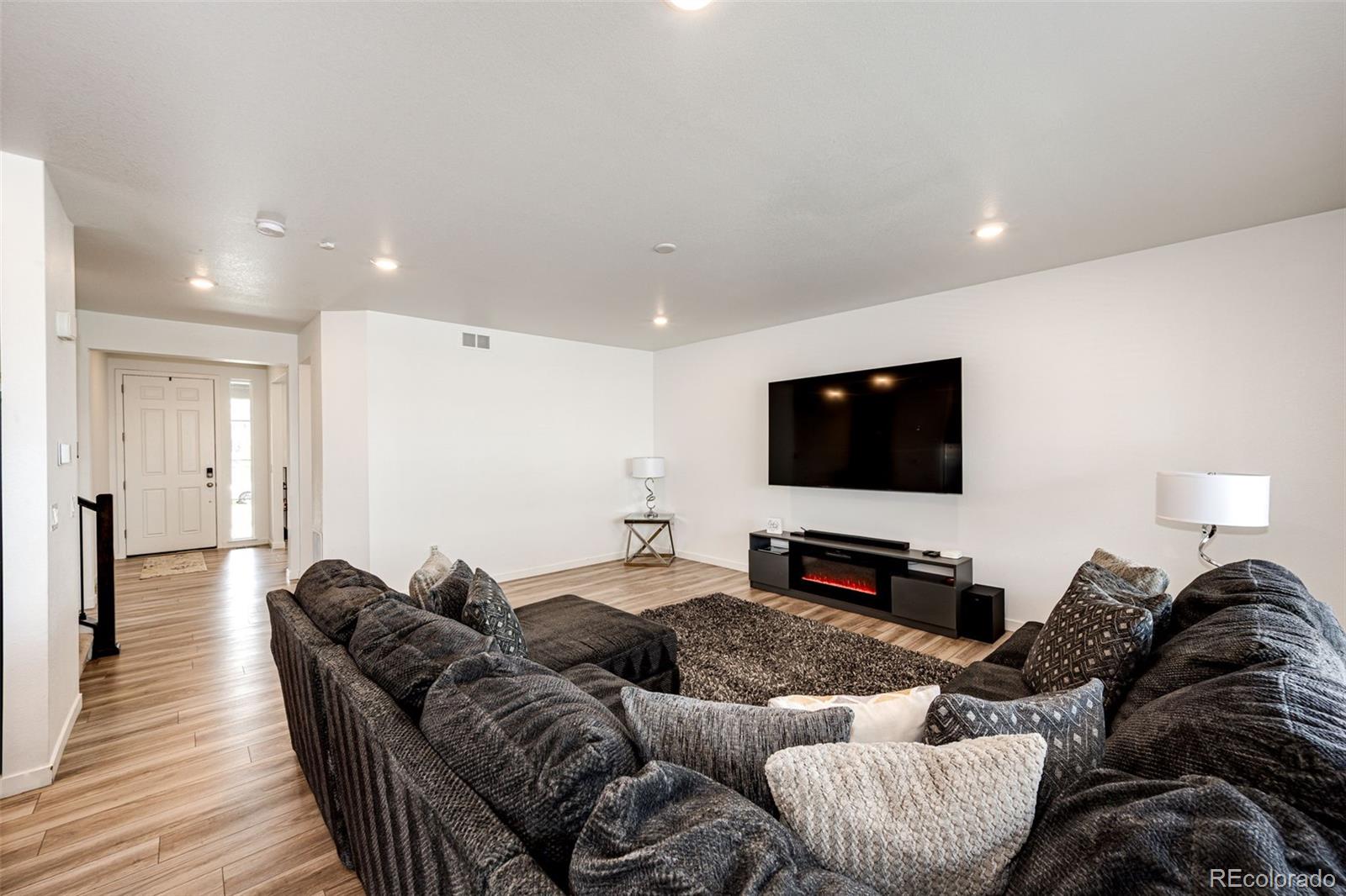 MLS Image #8 for 960 s de gaulle court,aurora, Colorado