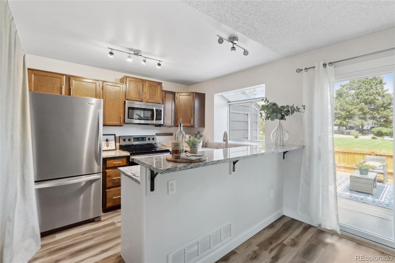 MLS Image #6 for 9636 w chatfield avenue,littleton, Colorado