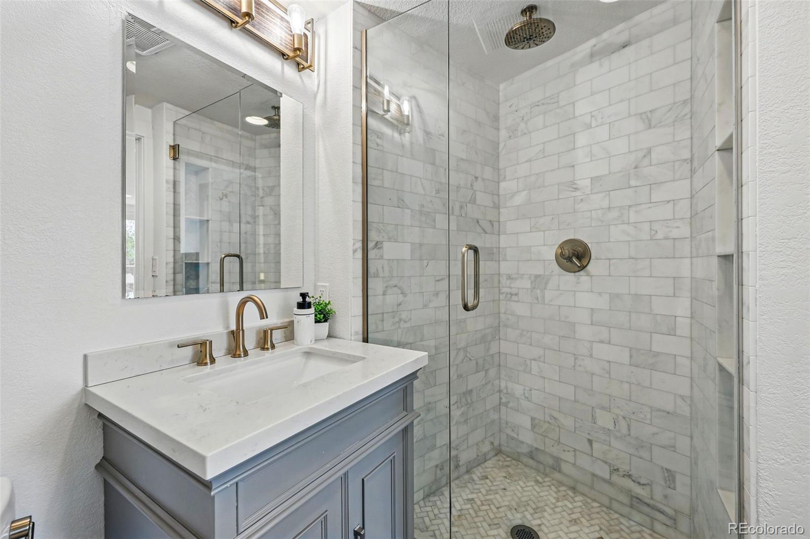 MLS Image #26 for 1612 s logan street,denver, Colorado