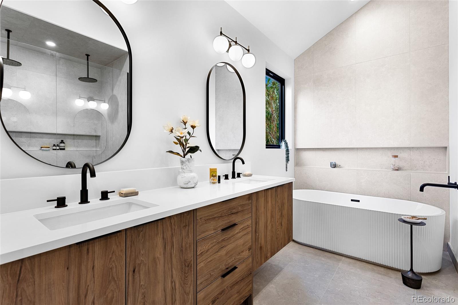 MLS Image #23 for 2376 s bannock street,denver, Colorado