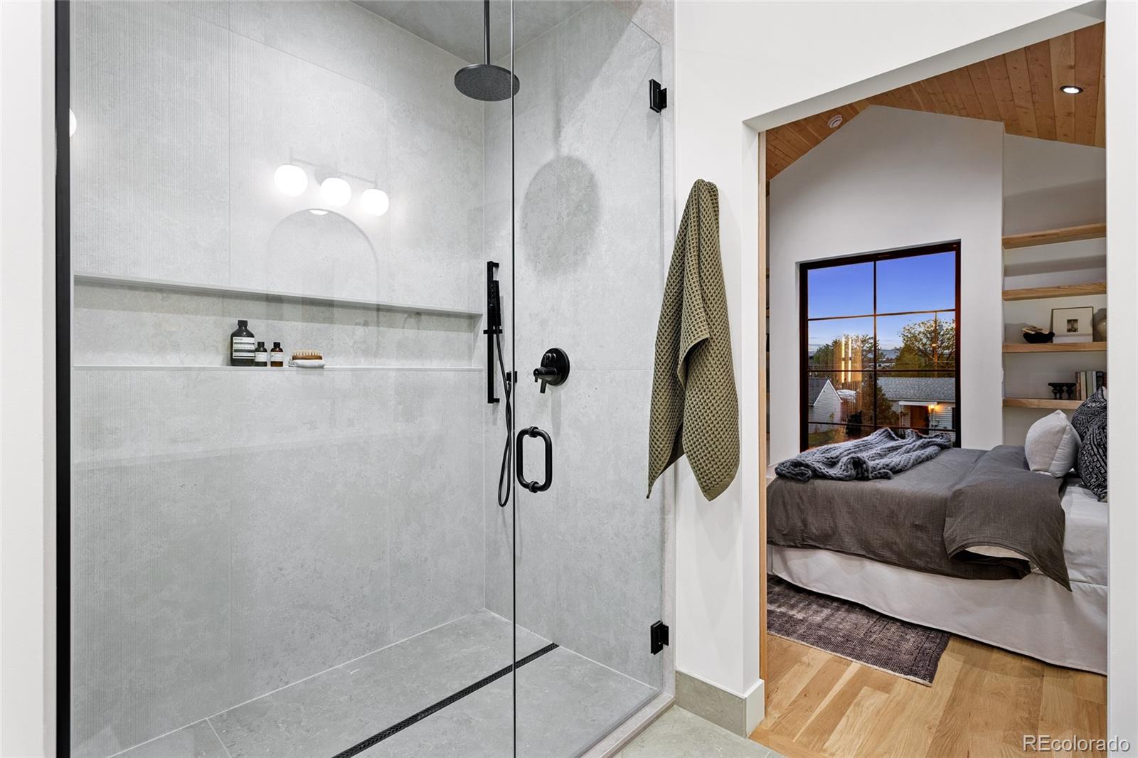 MLS Image #27 for 2376 s bannock street,denver, Colorado